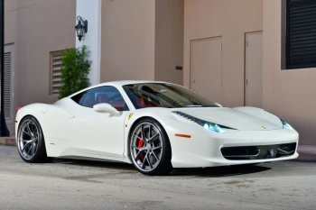  Fototapeta Ferrari 831