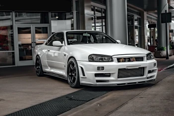  Fototapeta samochód Nissan 5186
