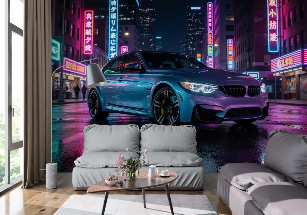 BMW w srebrno-fioletowym lakierze na mokrej ulicy nocnego miasta, w świetle neonów.